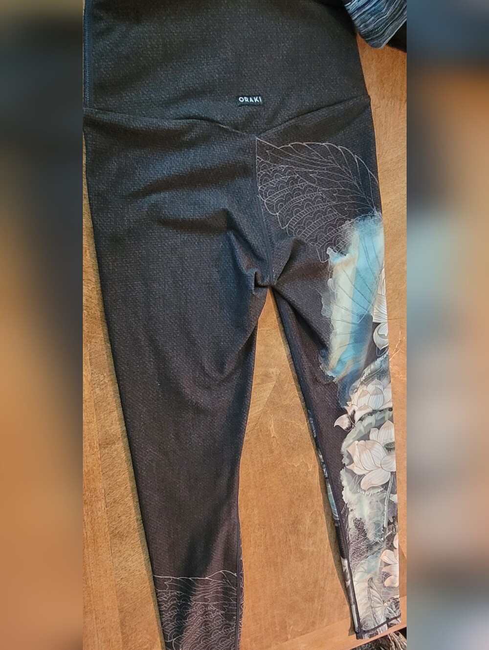 Oraki Black Leggings with Floral Side Panel